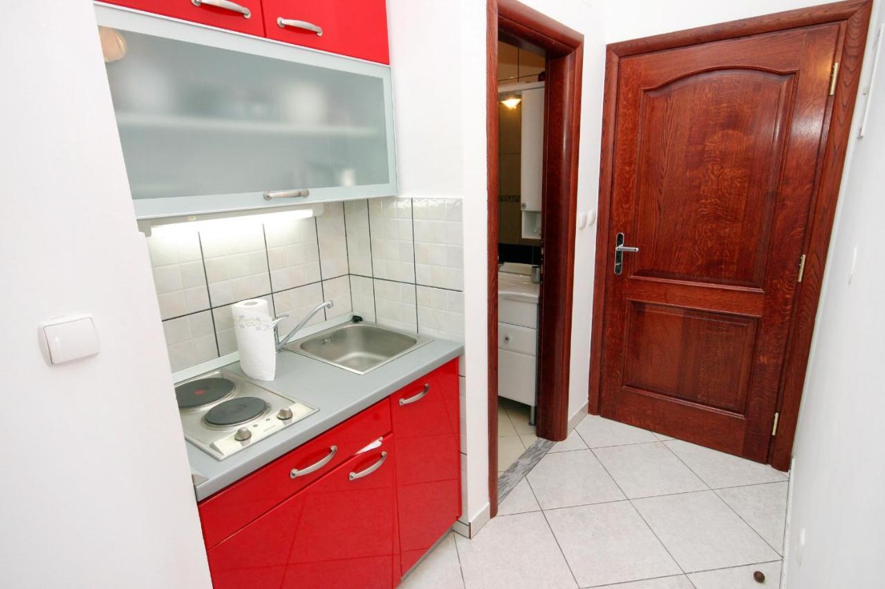 Family Friendly Apartments With A Swimming Pool Rogoznica - 7557 Bagian luar foto