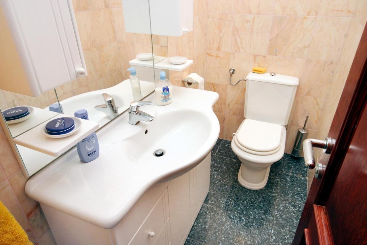 Family Friendly Apartments With A Swimming Pool Rogoznica - 7557 Bagian luar foto
